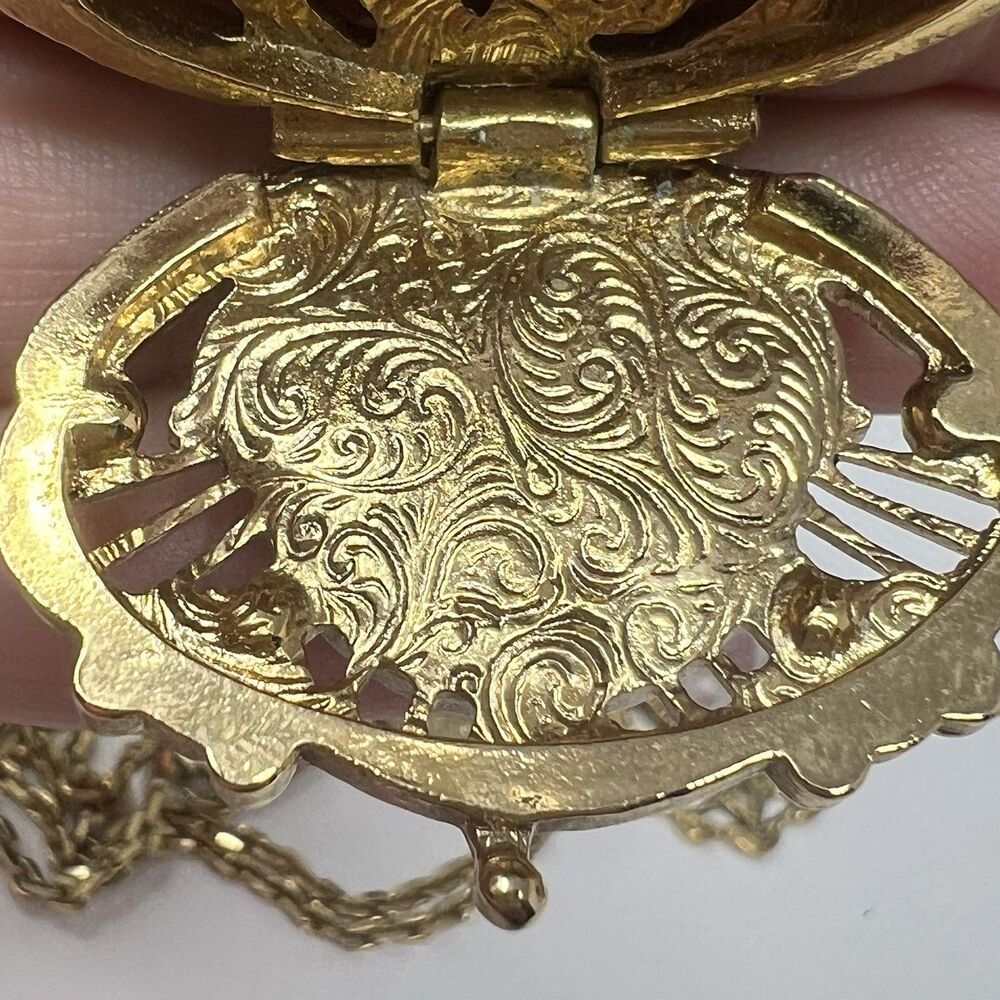 Vintage 1928 Necklace And Earrings Set Long Gold Rose cameo Locket Pierced Rare - Picture 8 of 15